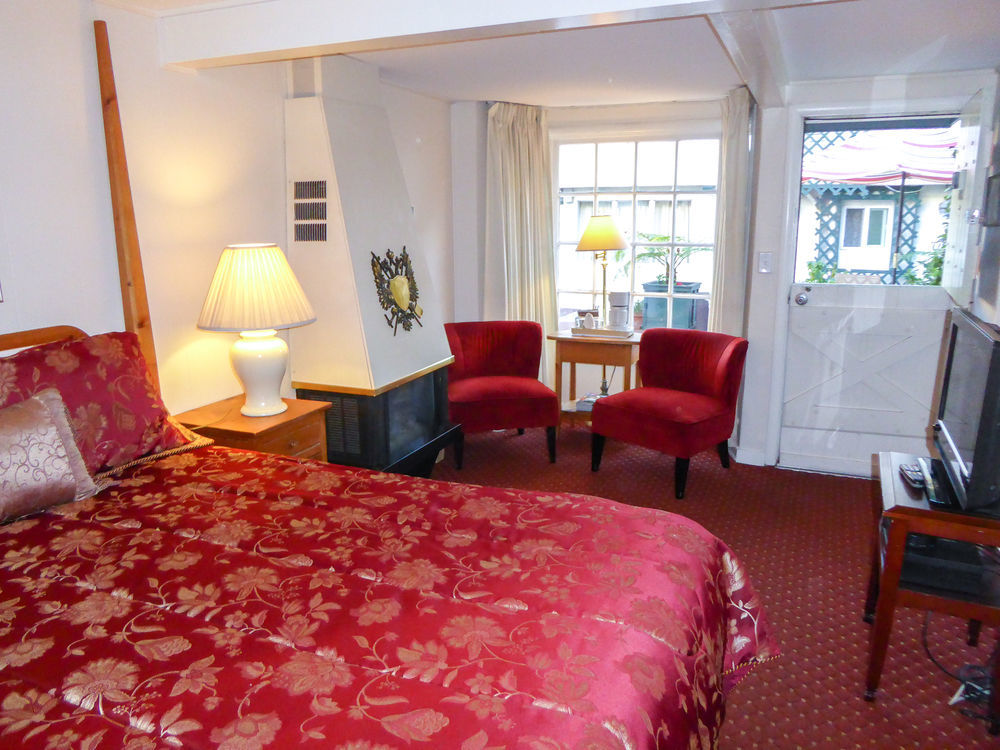 Carmel Fireplace Inn Εξωτερικό φωτογραφία